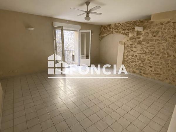 Location Studio 37 m² - 7 rue de la République Bagnols Sur Ceze 30200