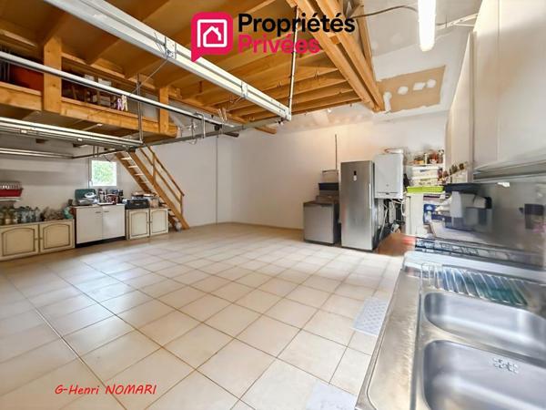 Chateaubriant - Maison7 pièce(s) 140 m2, 4 Chambres, 1174m² de terrain