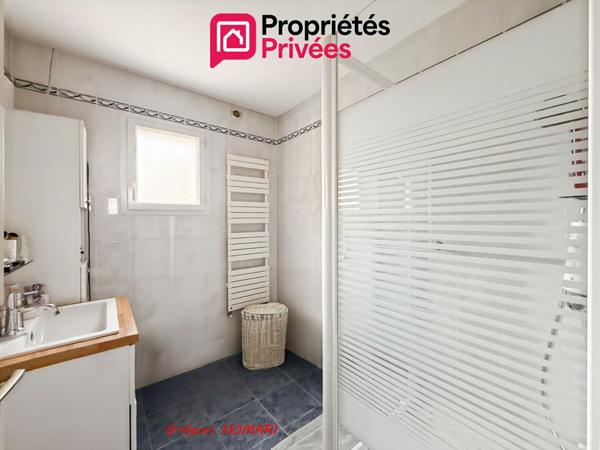 Chateaubriant - Maison7 pièce(s) 140 m2, 4 Chambres, 1174m² de terrain