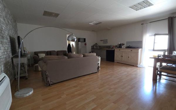 Maison à vendre    2 pièces • 70 m2 Saint-Laurent-de-la-Salanque