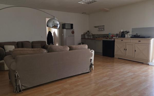 Maison à vendre    2 pièces • 70 m2 Saint-Laurent-de-la-Salanque