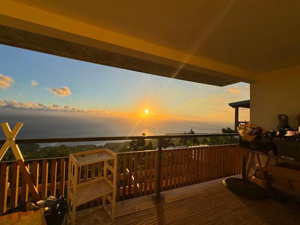 Maison 60 m² + studio avec entrée  indépendante  30 m² loué 800 €/mois     TOTAL  90m2