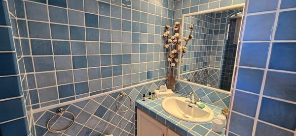 Maison à vendre    7 pièces •  Grimaud