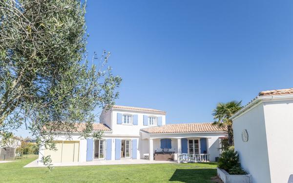 Maison à vendre    7 pièces •  Saint-Sulpice-de-Royan