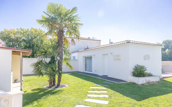 Maison à vendre    7 pièces •  Saint-Sulpice-de-Royan