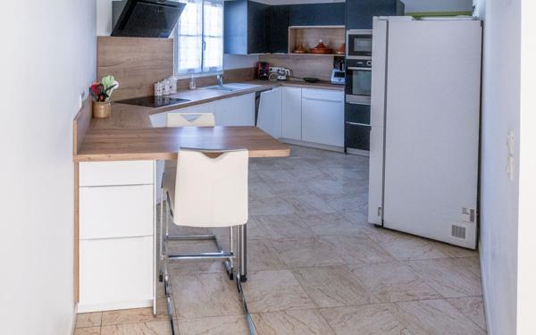 Maison à vendre    7 pièces •  Saint-Sulpice-de-Royan