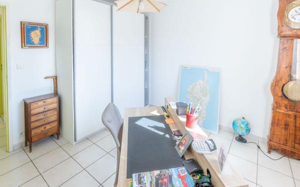 Maison à vendre    7 pièces •  Saint-Sulpice-de-Royan