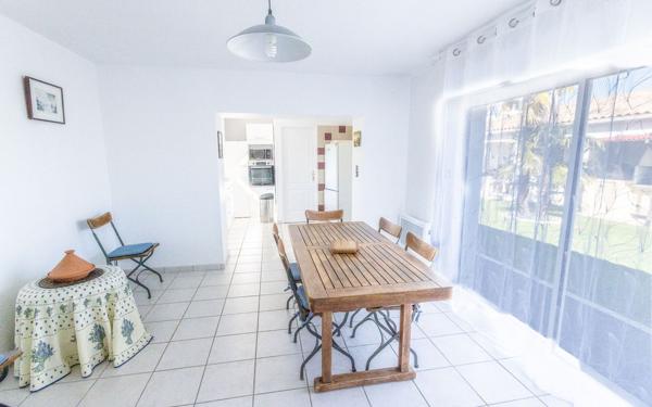 Maison à vendre    7 pièces •  Saint-Sulpice-de-Royan