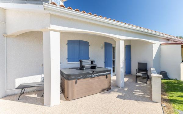 Maison à vendre    7 pièces •  Saint-Sulpice-de-Royan