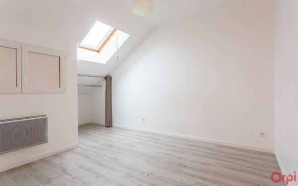 Appartement à louer    3 pièces • 56,80 m2 Chilly-Mazarin