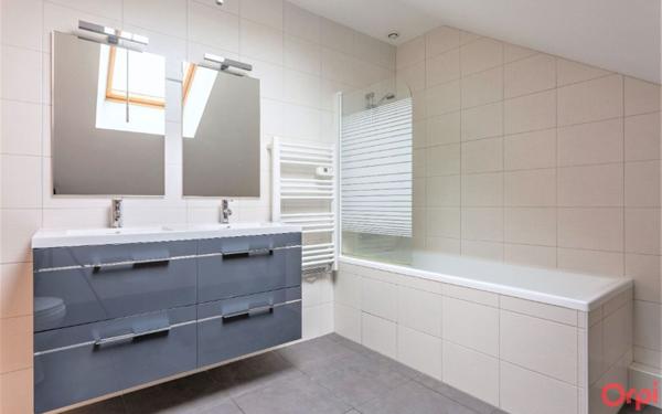 Appartement à louer    3 pièces • 56,80 m2 Chilly-Mazarin