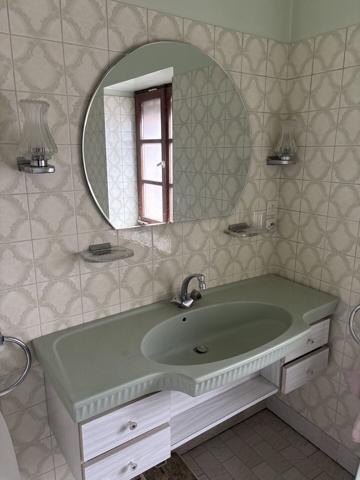 Maison de ville 3 pièces/ double garage /cour - centre historique