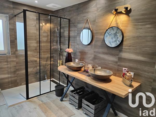 Maison 5 pièces de 153 m² à Brem-sur-Mer (85470)