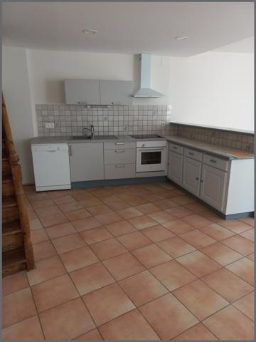 Maison à BRESSUIRE, 79300 - 7 pièces 119m²