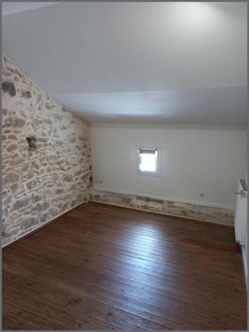 Maison à BRESSUIRE, 79300 - 7 pièces 119m²