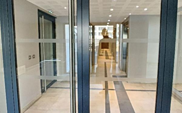 Appartement à louer    2 pièces • 36,35 m2 Châtenay-Malabry