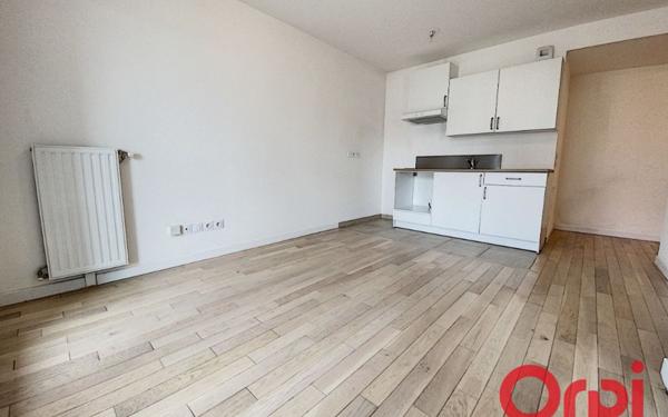 Appartement à louer    2 pièces • 36,35 m2 Châtenay-Malabry