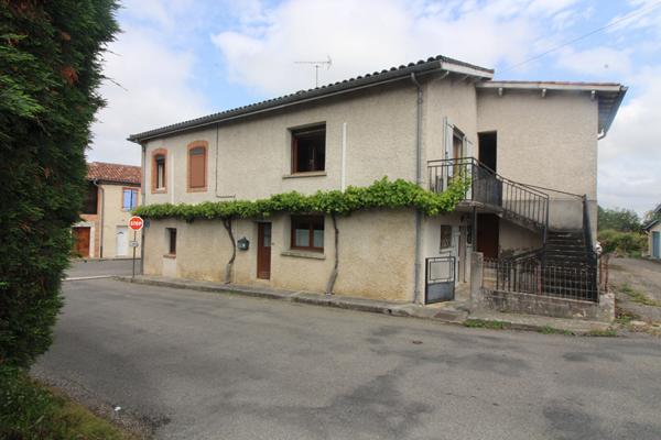 Lafrançaise coeur de village maison T 4