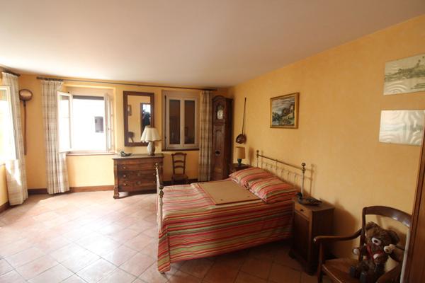 Lafrançaise coeur de village maison T 4