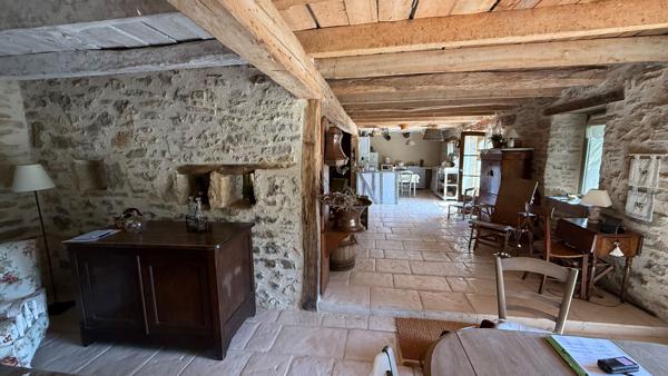 Grange réhabilitée Livernon