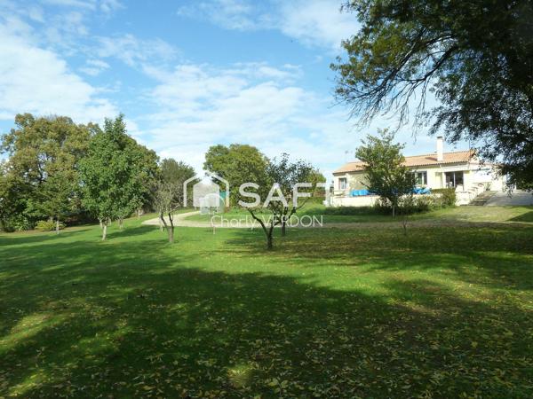 Maison plain pied avec 3 chambres et grand jardin