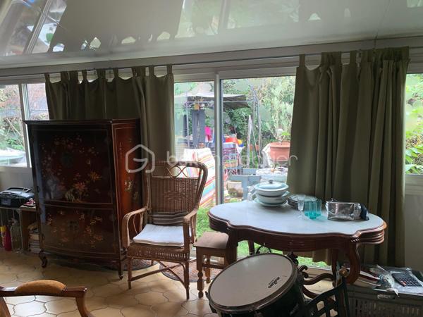 Local d activites de 636 m²