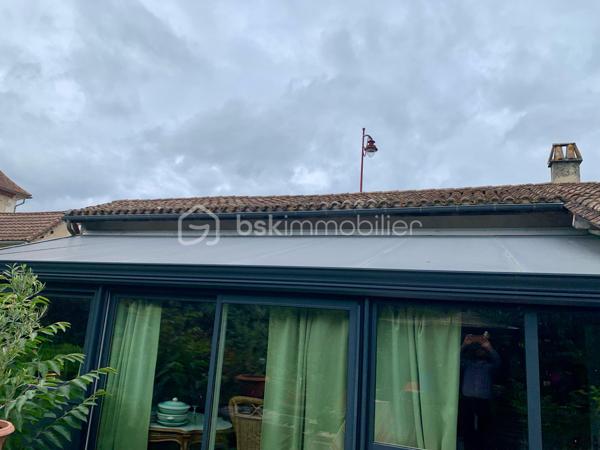 Local d activites de 636 m²