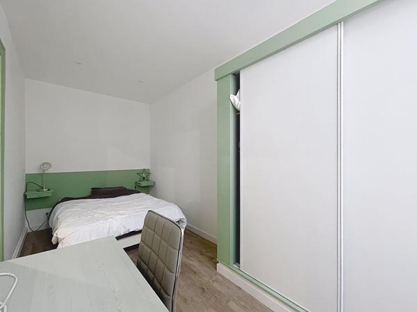 Immeuble 11 pièce(s) 161 m2