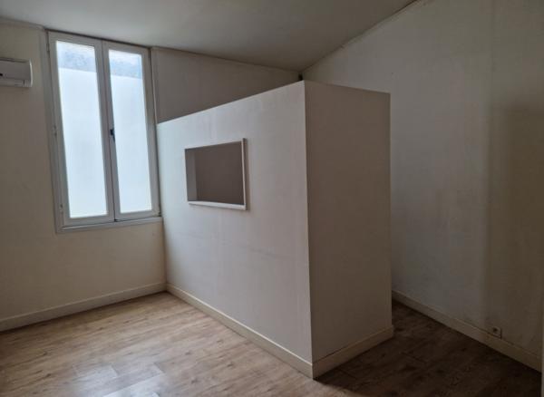 Immeuble  132 m²  1 etage(s) TRAD_ALIZE_OPTIONS_TRAD_ALIZE_OPTIONS_LABEL_etage