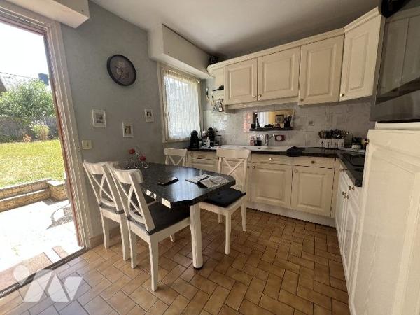 MAISON D'HABITATION A VENDRE
