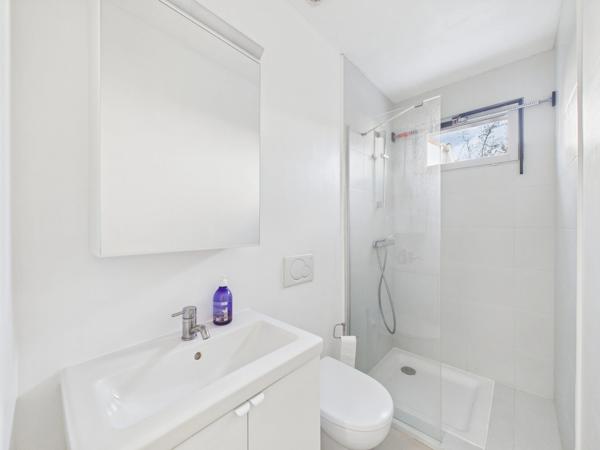 - 78220 VIROFLAY - MAISON FAMILIALE AVEC EXTENSION 140m2 - 3 NIVEAUX - 4 à 5 CHAMBRES -  SOUS SOL - BAIGNE DE LUMIERE - GARAGE - ESPACES EXTERIEURS - BEAUX VOLUMES - PROCHE GARES
