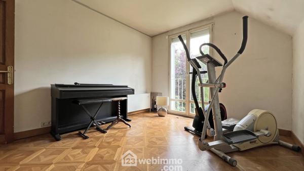 Maison 190 m² à Santeny 94440