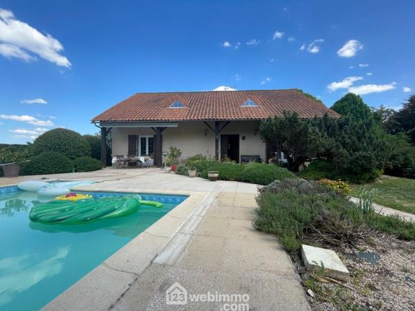 Maison 200 m² à Vivonne 86370