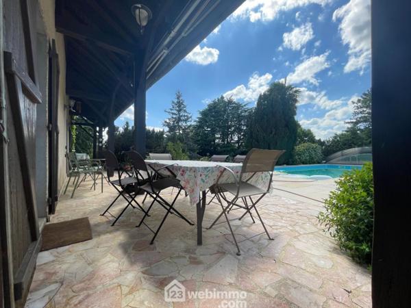 Maison 200 m² à Vivonne 86370
