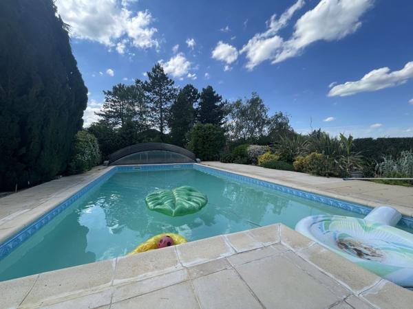Maison 200 m² à Vivonne 86370