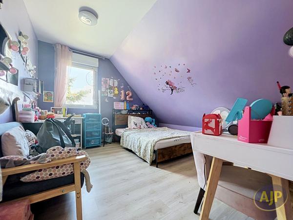 Maison à vendre Bel Air - 7 pièces, 200m² avec 5 chambre(s) à 315 150€ - AJP Immobilier Segré