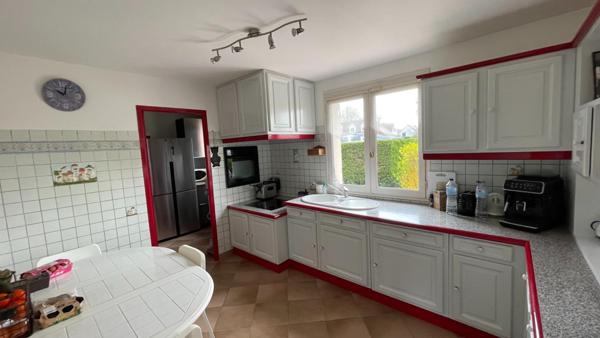 Maison familiale au calme avec sous-sol complet