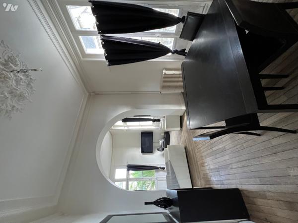 Maison plein centre ville jardin avec garage fermé