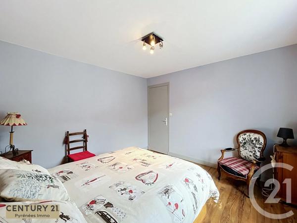 Maison à vendre  11 pièces - 225 m 2   BAGNERES DE LUCHON  - 31