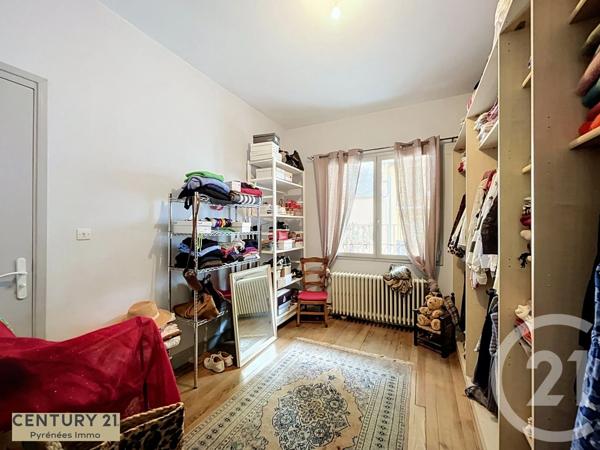 Maison à vendre  11 pièces - 225 m 2   BAGNERES DE LUCHON  - 31