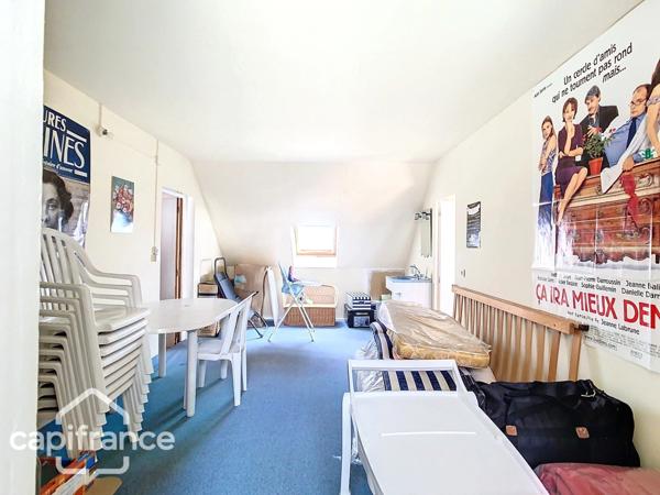 Maison de caractère 7 pièces SAINT VARENT (79)