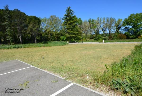 Terrain à vendre LAMANON (13)630m²