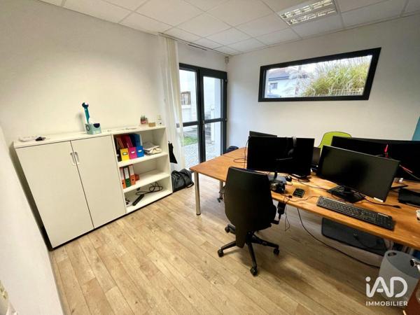 Location bureaux 14 m² Champagne-au-Mont-d'Or