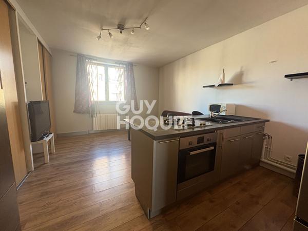 Appartement 2 pièces traversant