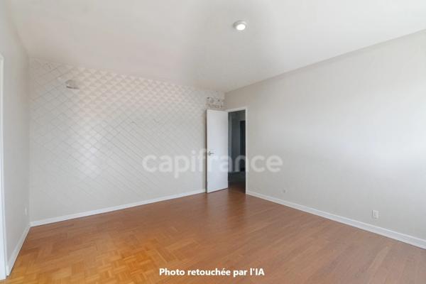 À SAISIR À CHALON-SUR-SAÔNE (71) – BEL APPARTEMENT DE 100.83 m² AVEC 2 BALCONS, GARAGE, PARKING ET CAVE !