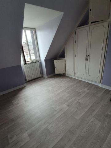 Maison Chateauroux 4 pièce(s) 90 m2 avec jardin et garage