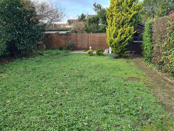 Maison Chateauroux 4 pièce(s) 90 m2 avec jardin et garage