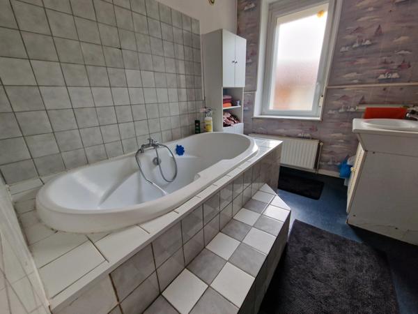 Appartement à vendre 3 pièces THAON LES VOSGES (88) de PLAIN-PIED avec entrée indépendante et cave