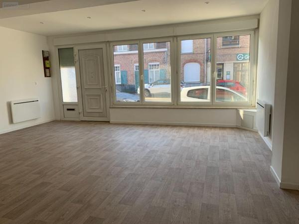Appartement à louer à Bailleul dans le Nord (59270), ref : FLOCB845