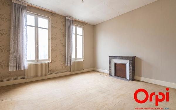 Maison à vendre    4 pièces •  Bruyères-et-Montbérault